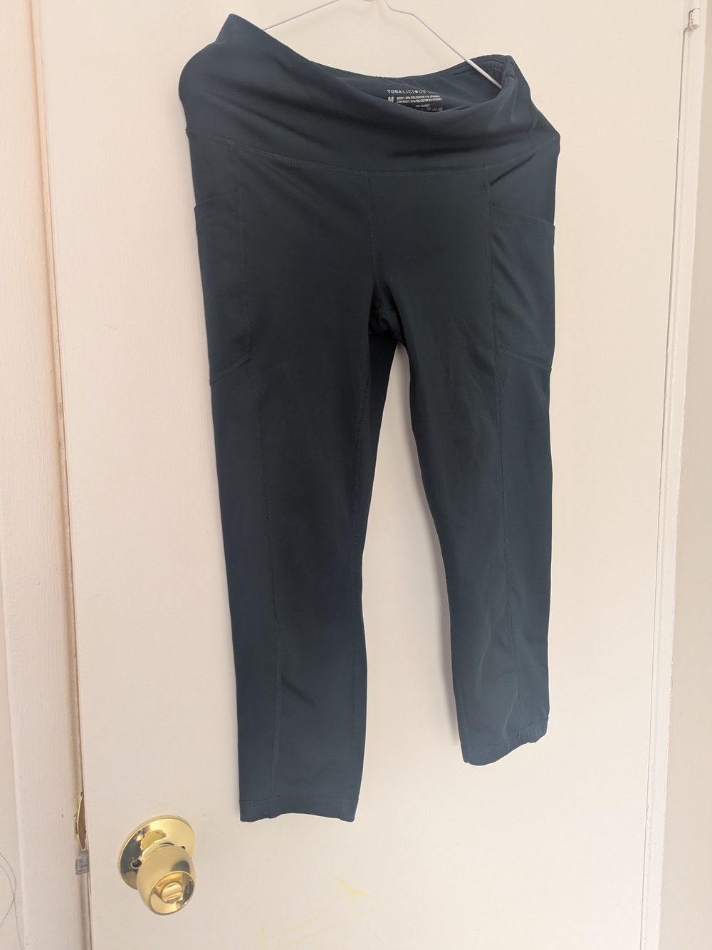 Yogalicious Forest Green Cropped Yoga Pants with Fold-Over Waistband